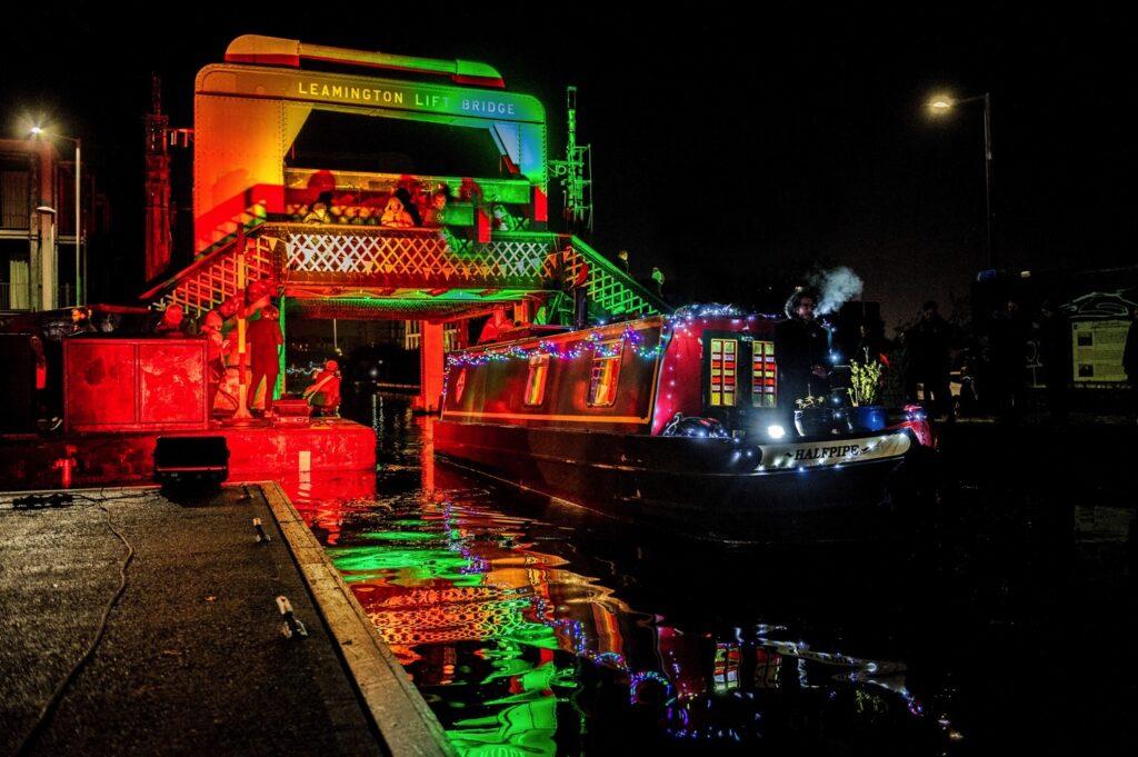 21CC Productions produced and delivered nationwide landmark illuminations for Scottish Canal’s celebratory programme of events highlighting the 200-year anniversaries of the Union and Caledonian Canals